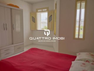 Casa de andar na Farolândia em rua pública