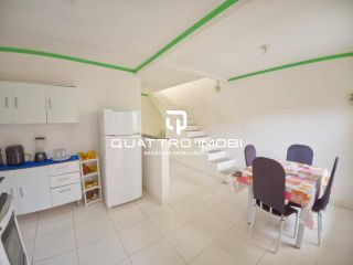 Casa de andar na Farolândia em rua pública