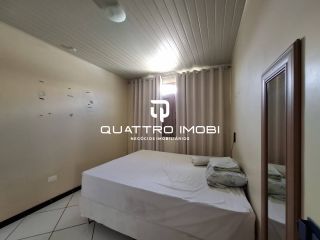 Casa em rua pública Aruana