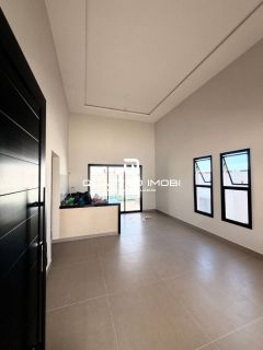 Casa no Condomínio Maluí