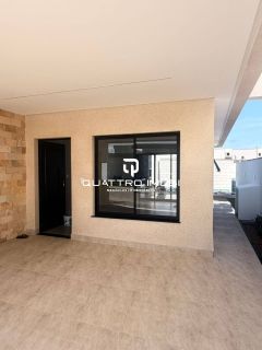 Casa no Condomínio Maluí