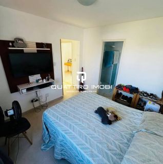 Casa em rua pública no bairro Aruana