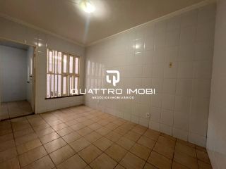 Casa à venda no bairro Santa Lúcia
