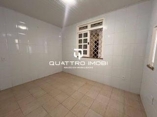 Casa à venda no bairro Santa Lúcia