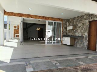 Casa no Condomínio Aimoré