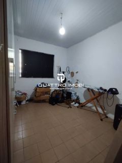 Casa de esquina no Bairro Atalaia