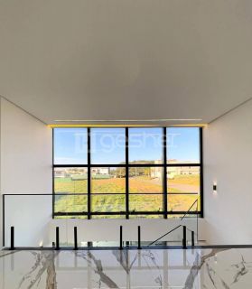 BELÍSSIMA DUPLEX NA CIDADE ALPHA