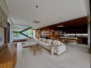 ALPHAVILLE – EXCLUSIVIDADE E ALTO PADRÃO EM UMA CASA INCRÍVEL