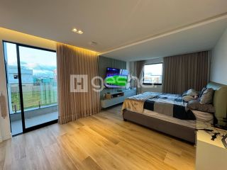 CASA DE ALTO PADRÃO NA CIDADE ALPHA