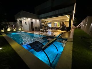 CASA DUPLEX NA CIDADE ALPHA