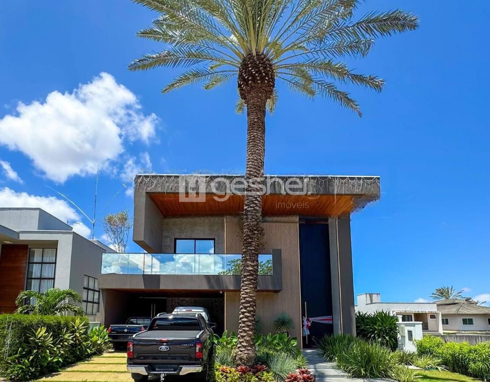 BELÍSSIMA DUPLEX PORTEIRA FECHADA NA CIDADE ALPHA