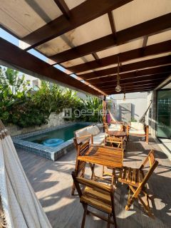CASA DUPLEX PORTEIRA FECHADA NA CIDADE ALPHA