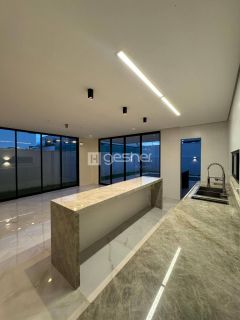 CASA DUPLEX NA CIDADE ALPHA