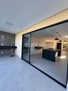 BELÍSSIMA CASA DUPLEX NA CIDADE ALPHA