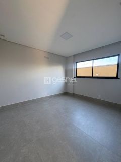 BELÍSSIMA CASA DUPLEX NA CIDADE ALPHA