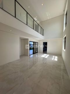 CASA DUPLEX NA CIDADE ALPHA
