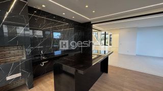 BELÍSSIMA DUPLEX NA CIDADE ALPHA