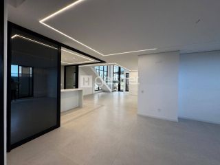 BELÍSSIMA DUPLEX NA CIDADE ALPHA