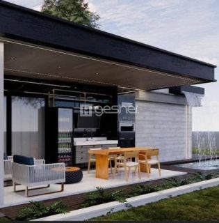 CASA PLANA NA CIDADE ALPHA