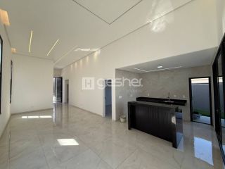 CASA PLANA NA CIDADE ALPHA