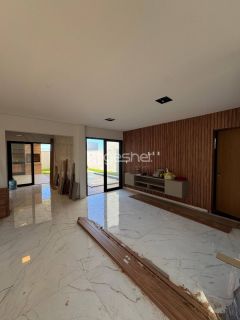 BELÍSSIMA CASA DUPLEX NA CIDADE ALPHA