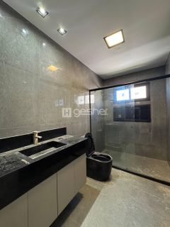 BELÍSSIMA CASA DUPLEX NA CIDADE ALPHA