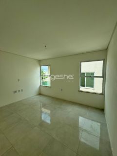 CASA DUPLEX NA CIDADE ALPHA