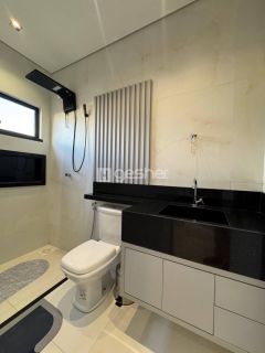 CASA PLANA PORTEIRA FECHADA NA CIDADE ALPHA