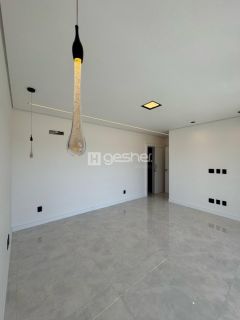 CASA DUPLEX NA CIDADE ALPHA