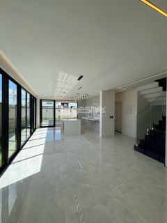 CASA DUPLEX NA CIDADE ALPHA
