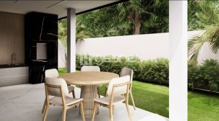 CASA PLANA NA CIDADE ALPHA