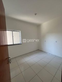 CASA SOLTA  DE ESQUINA  BARROCÃO / ITAITINGA