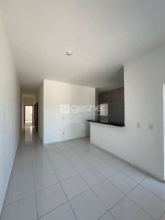 CASA SOLTA  DE ESQUINA  BARROCÃO / ITAITINGA