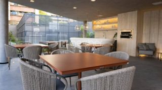 APARTAMENTO NO  MEIRELES