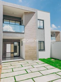 Casa duplex | Eusébio