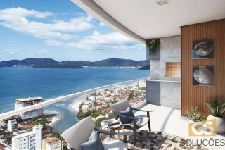 Lindo apto pronto para morar, todo mobiliado, sacada vista mar, Meia Praia. Clique e veja mais!