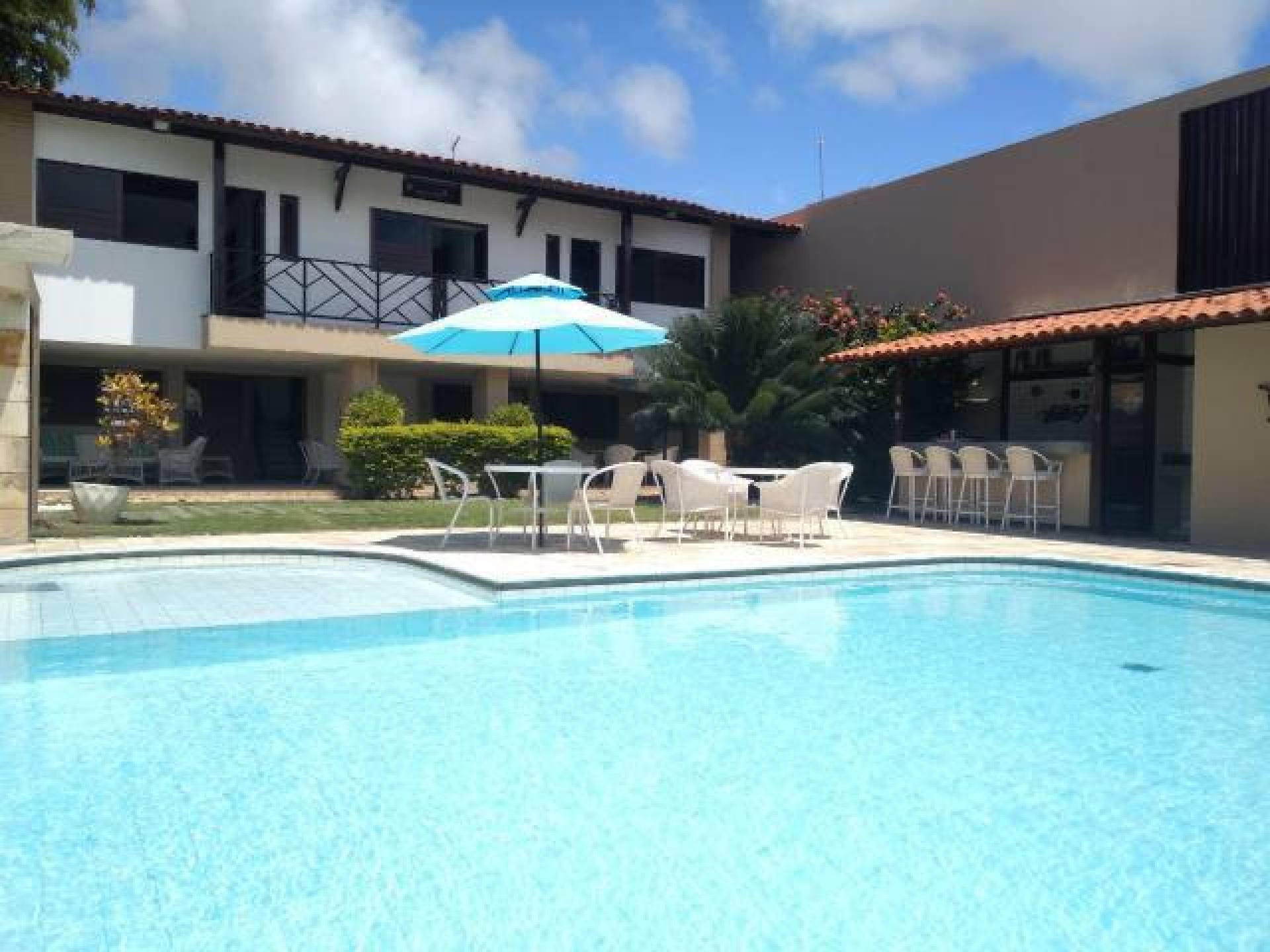 Casa em Tamandaré 4 suítes 240m²