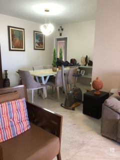 Apartamento para Vender com 4 quartos 2 suítes em Boa Viagem