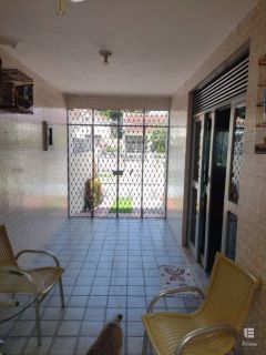 Casa no bairro de Campo Grande, próximo a estrada de Belém, com 5 quartos.