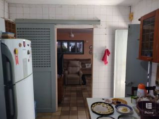 Casa no bairro de Campo Grande, próximo a estrada de Belém, com 5 quartos.