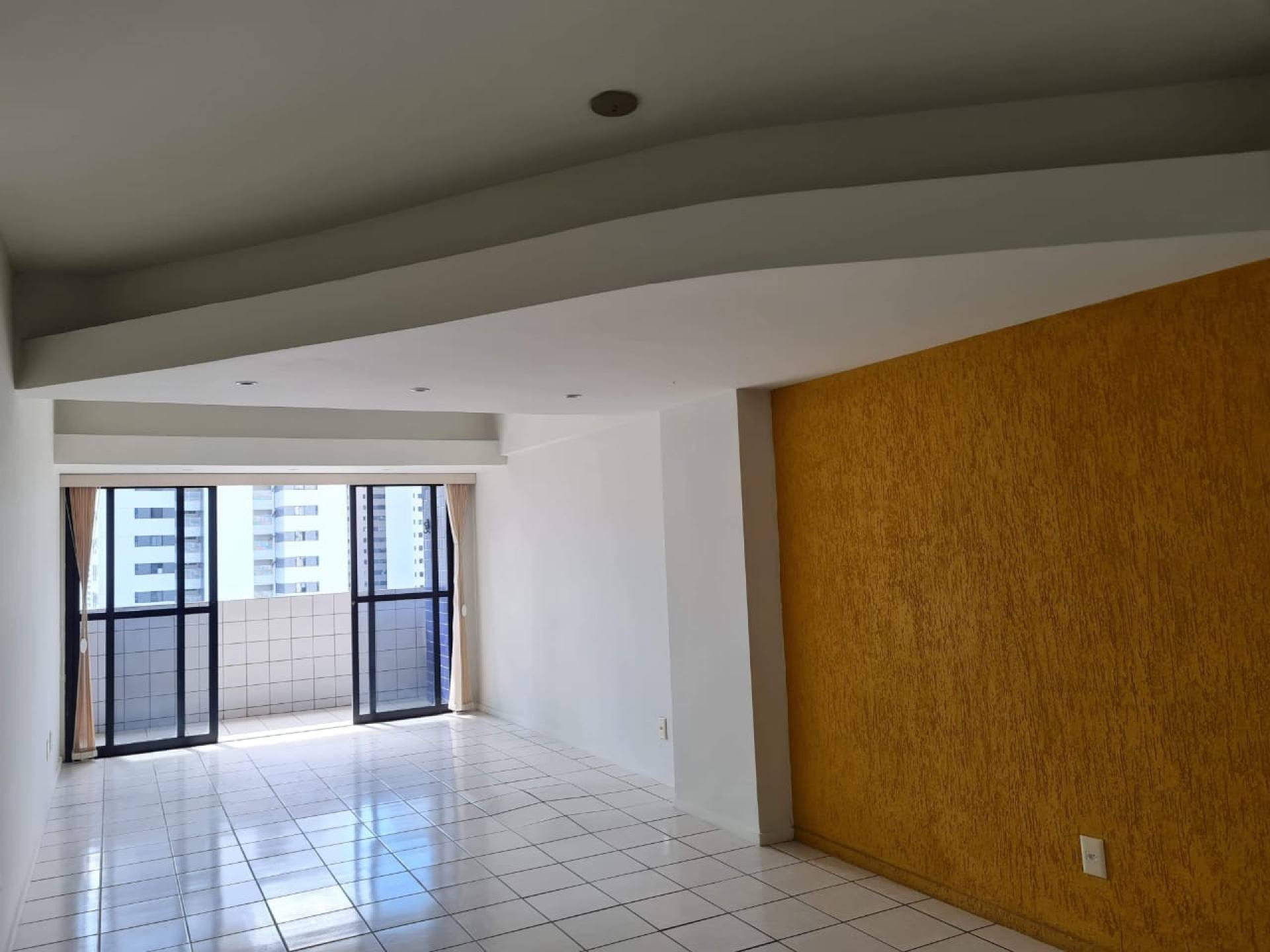 Apartamento 4 quartos em Boa Viagem 2 suítes Varanda Nascente