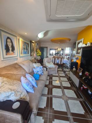 Apartamento a venda 3 quartos 1 suíte 1 suíte reversível, 2 vagas cobertas em  Boa Viagem.