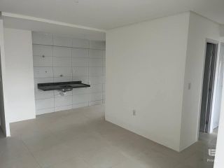 Apartamento novo, em Boa Viagem, localizado na rua Marechal Juarez Távora, nº 370.