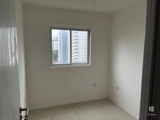 Apartamento novo, em Boa Viagem, localizado na rua Marechal Juarez Távora, nº 370.
