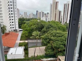 Apartamento novo, em Boa Viagem, localizado na rua Marechal Juarez Távora, nº 370.