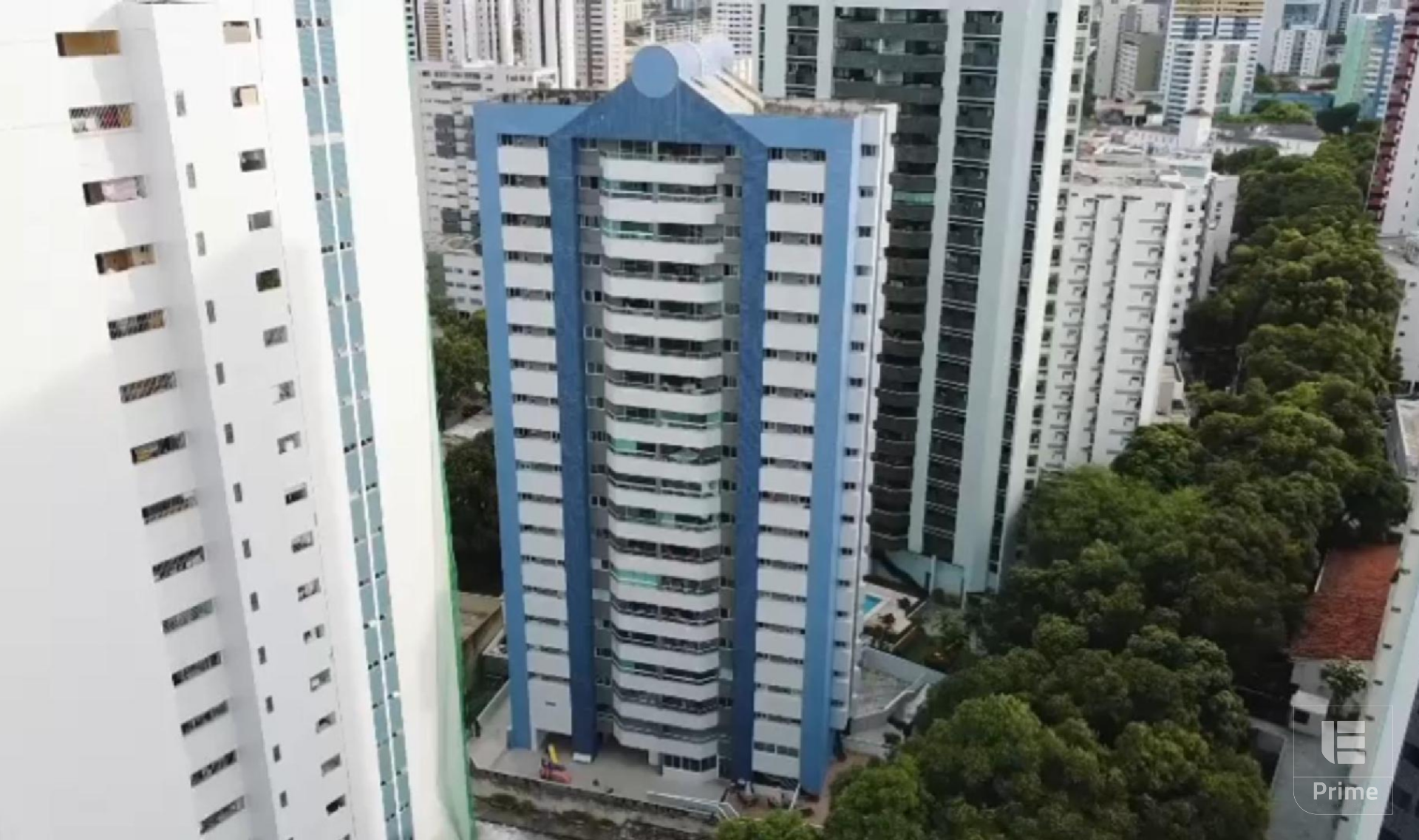 Apartamento 4 Quartos (2 Suítes), Espinheiro