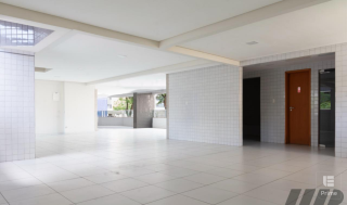 Apartamento 4 Quartos (2 Suítes), Espinheiro