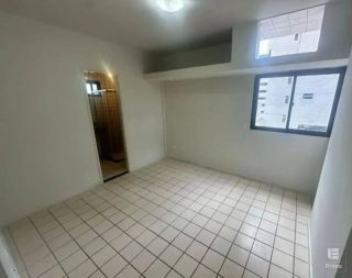 Apartamento Para Vender com 4 quartos 2 suítes no bairro Boa Viagem em Recife