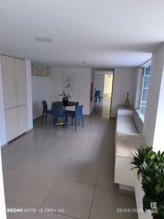 Apartamento Duplex de Cobertura, com 4 quartos, uma suíte, três varandas amplas