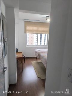 Apartamento Duplex de Cobertura, com 4 quartos, uma suíte, três varandas amplas